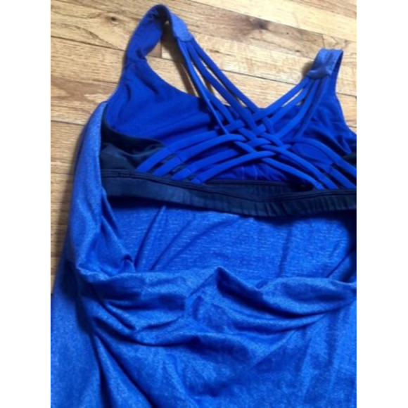 Lululemon Wild Tank Top Heathered Sapphire Blue Mini Coast Camo Built In Bra 8 - Picture 6 of 9